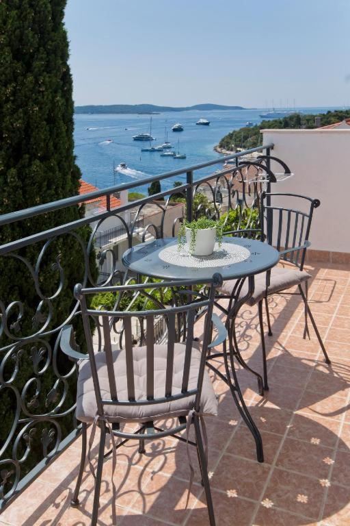 Milton Luxe Hvar